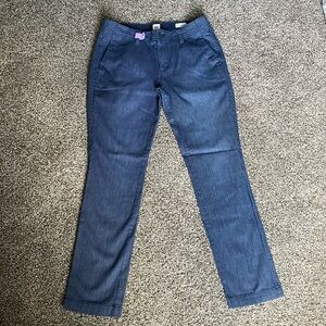 Gap girlfriend chino